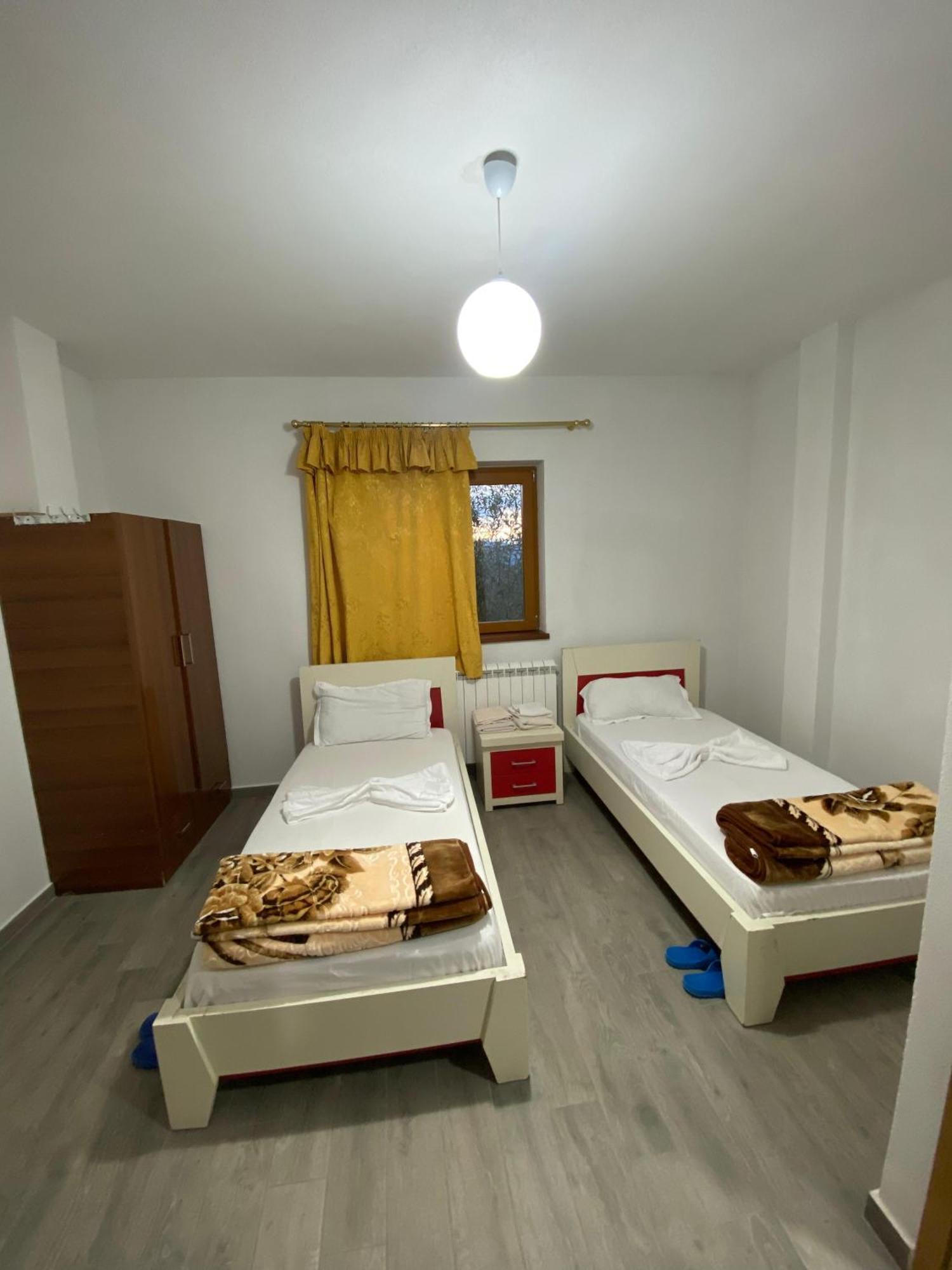 Guest House Korabi Ceren Exterior foto