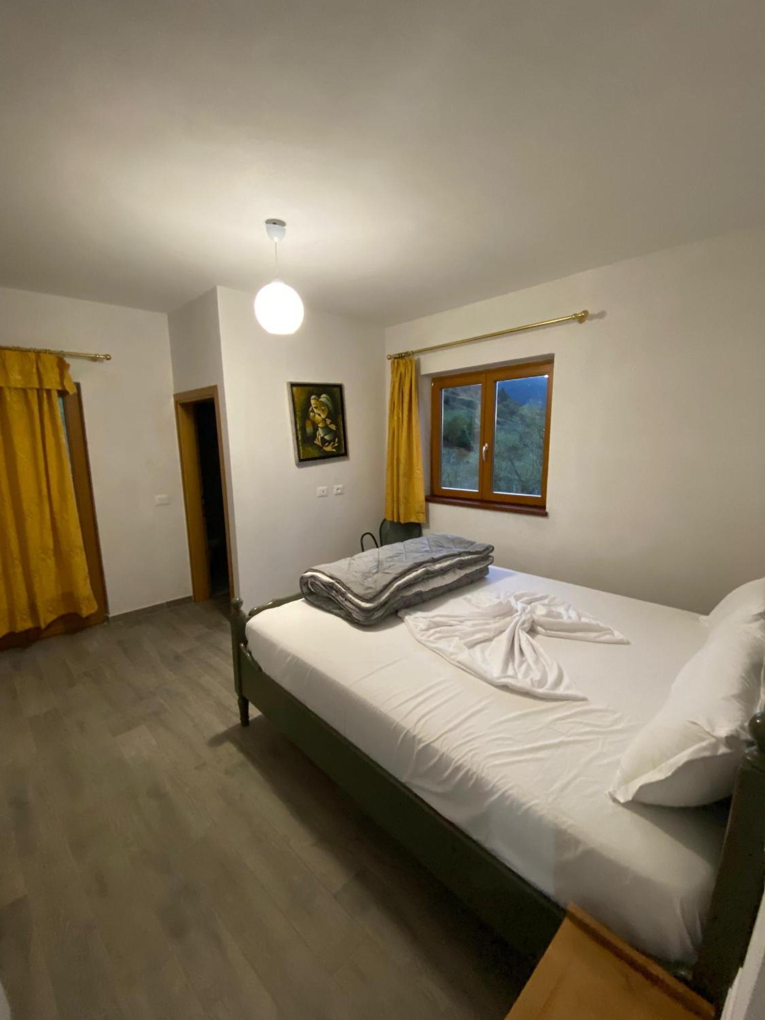 Guest House Korabi Ceren Exterior foto
